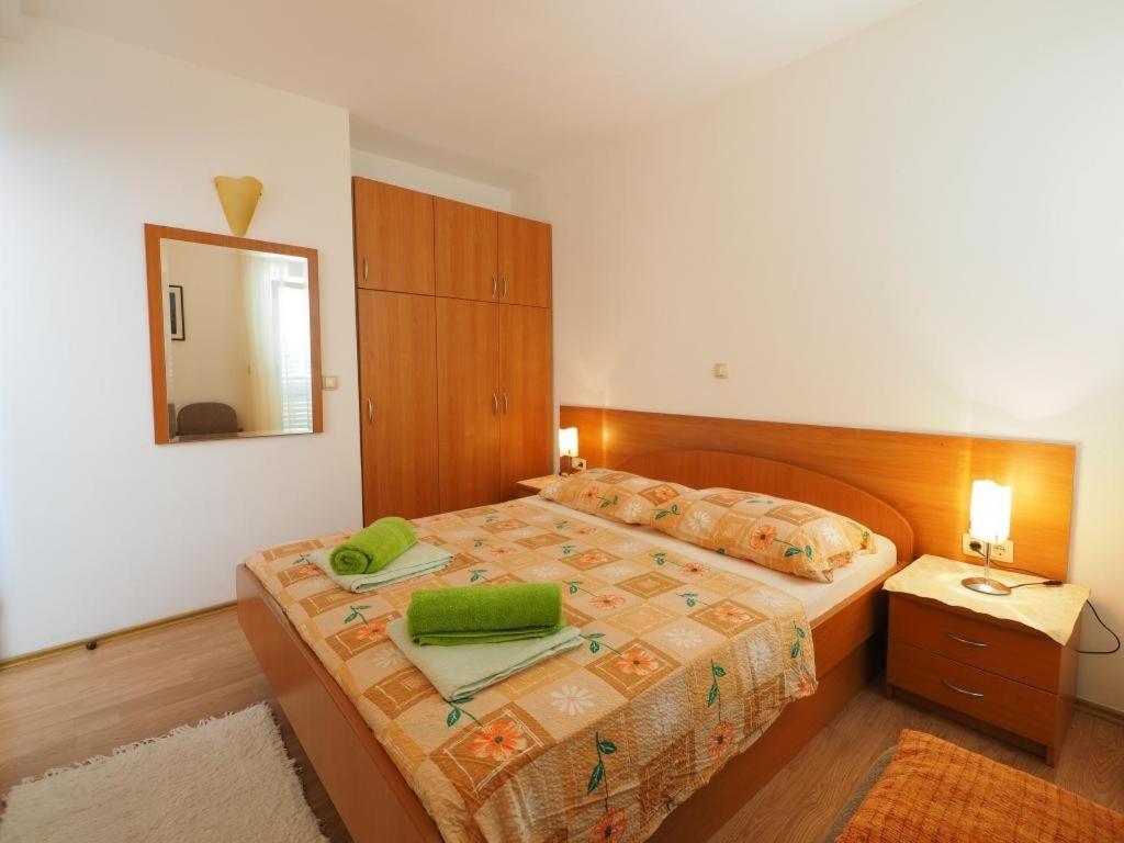 Apartments & Room Eva สลาโน ภายนอก รูปภาพ
